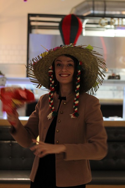 catherinette_caroline.JPG